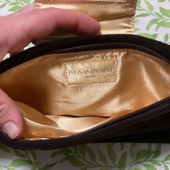 Vintage YSL Velvet Parfume Pouch never been used! - Picture 4 of 4